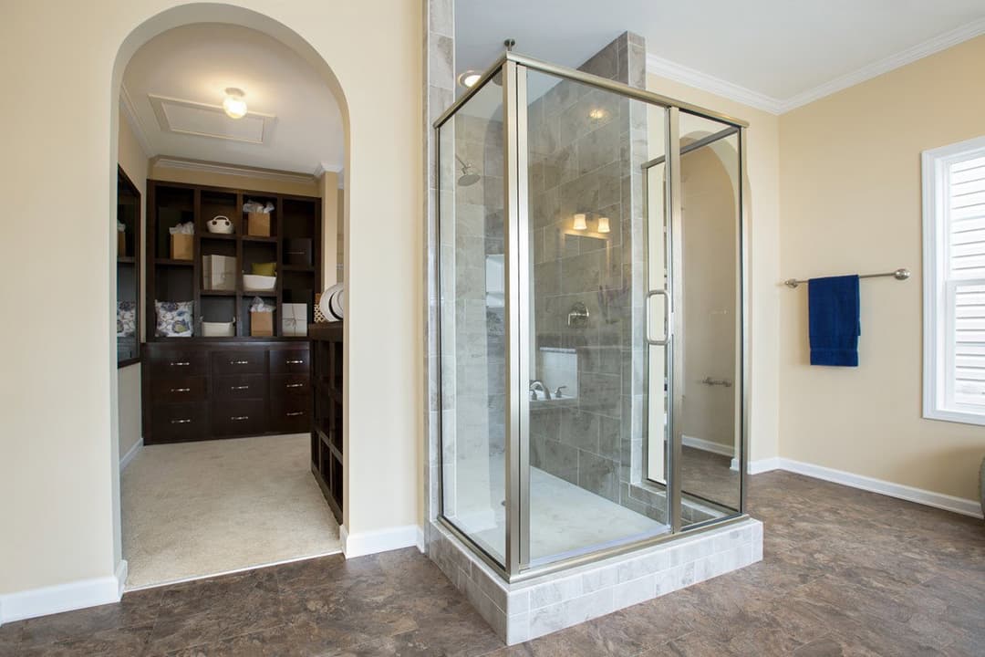 2483 heritage bathroom home features