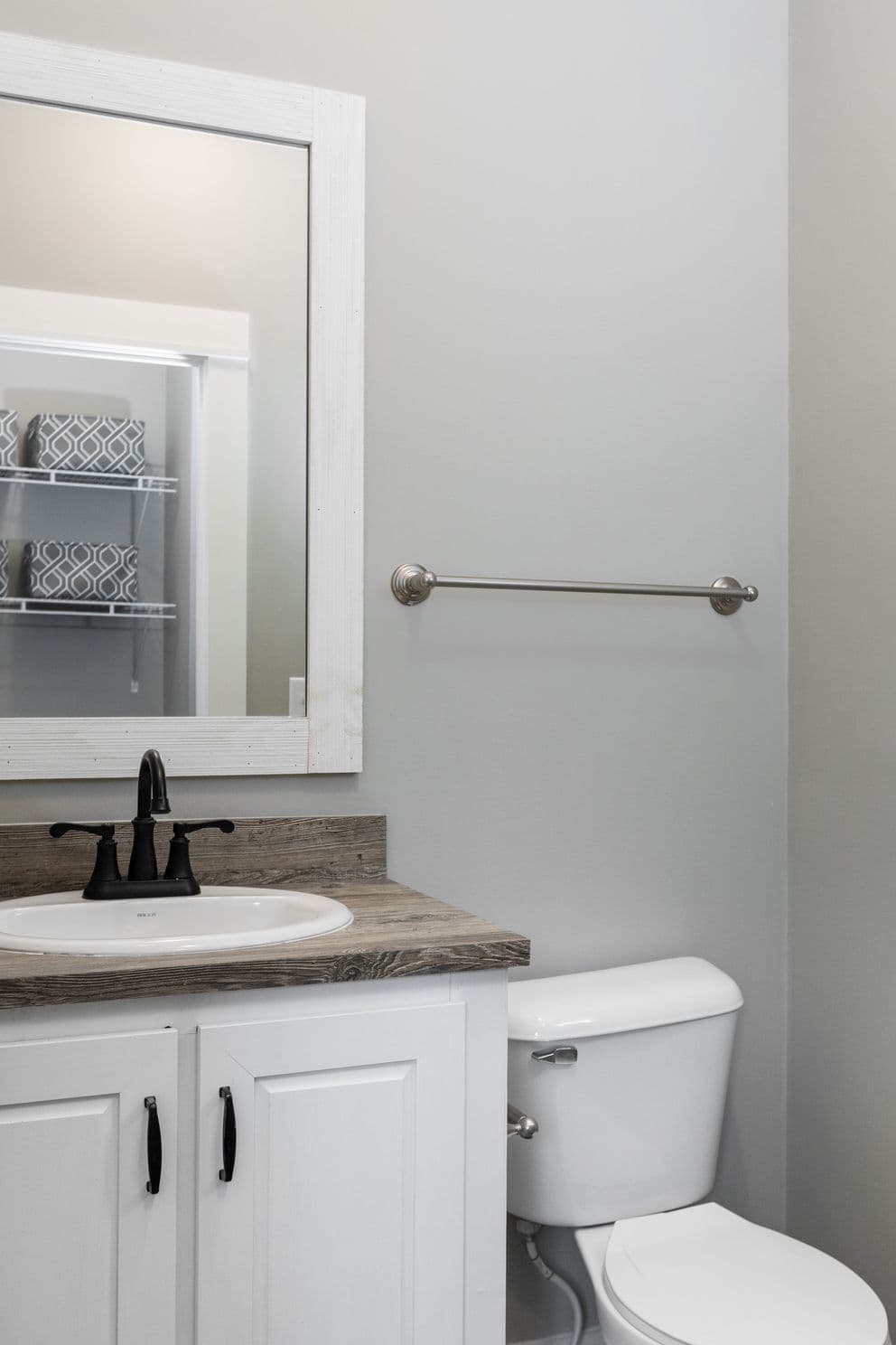  southern belle 4br bathroom home features