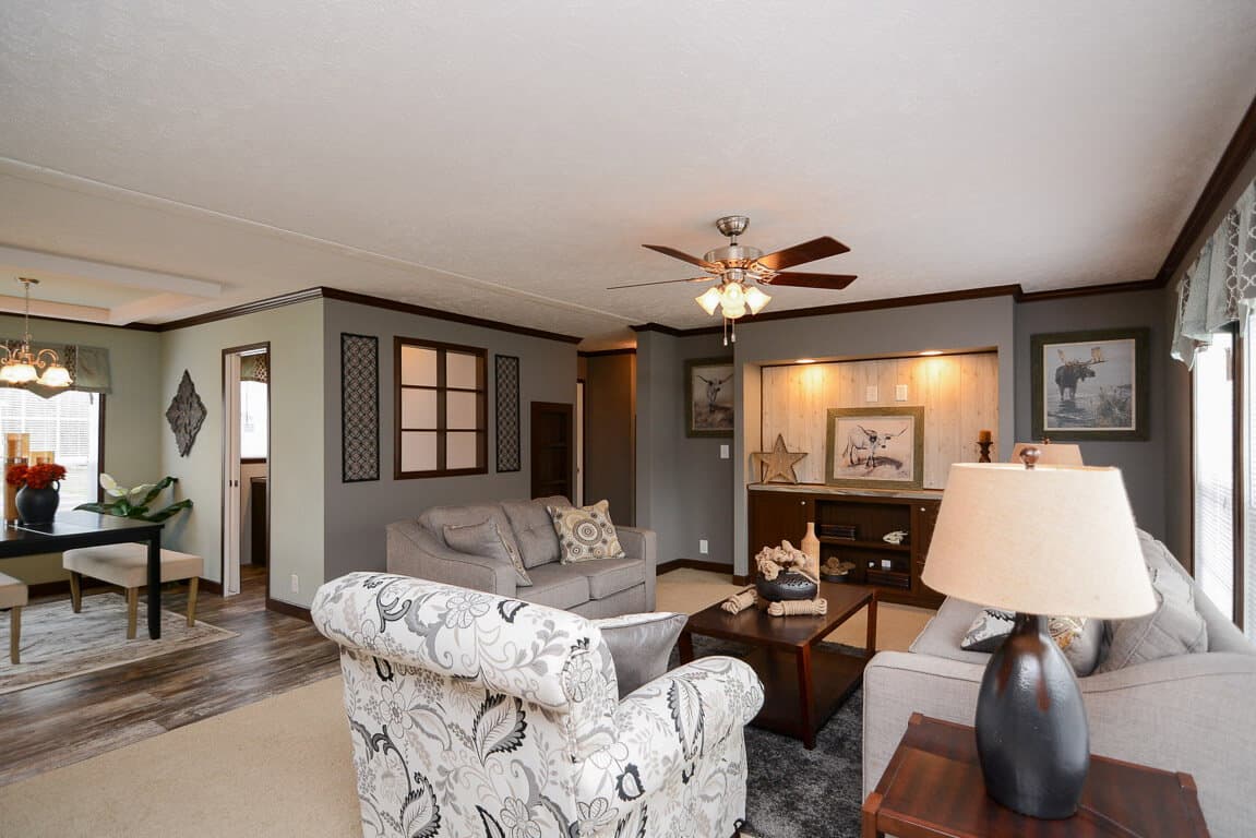 Velocity 28563k interior home features