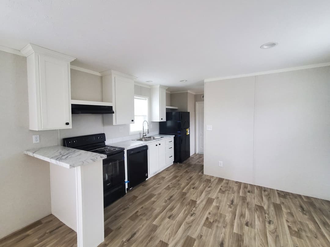 Economy 14663z kitchen home features