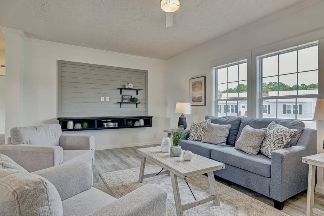Ironclad 2856-08 interior home features