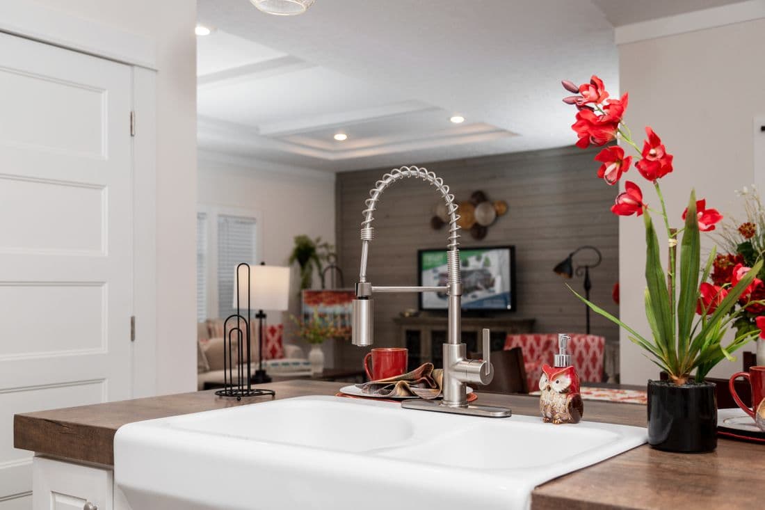  the magnolia kitchen home features