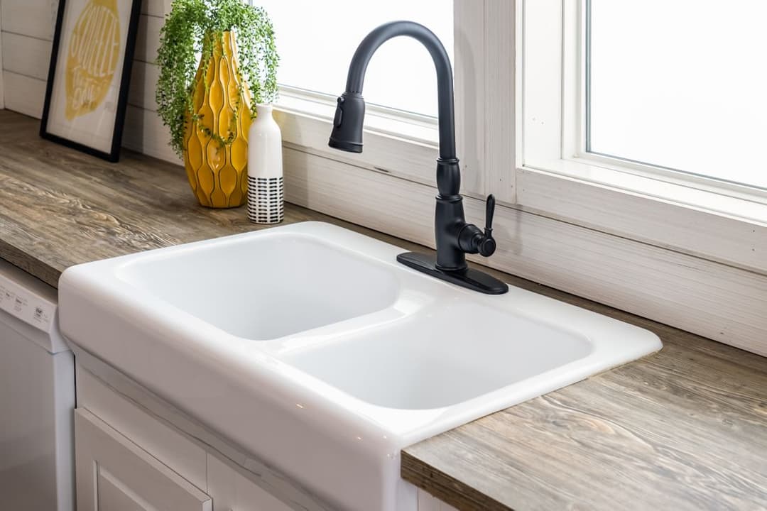  southern belle kitchen home features