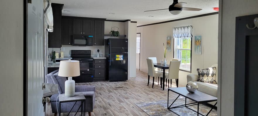 Pure 16663u interior home features