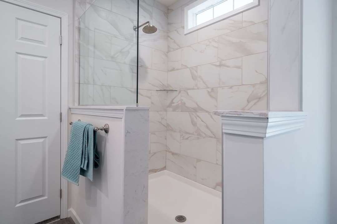 The raelyn bathroom home features