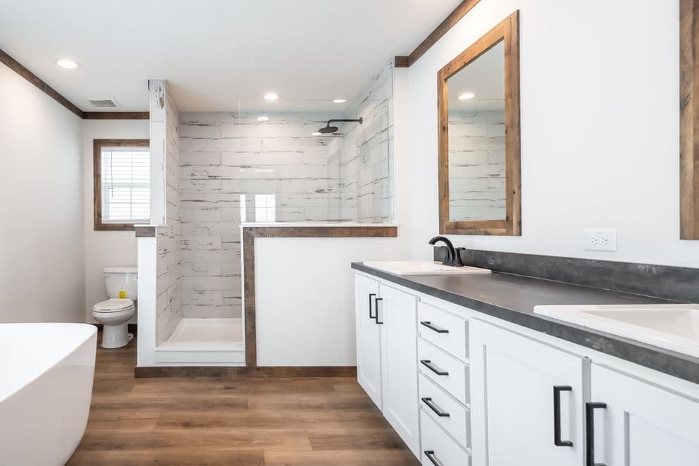  little tybee bathroom home features