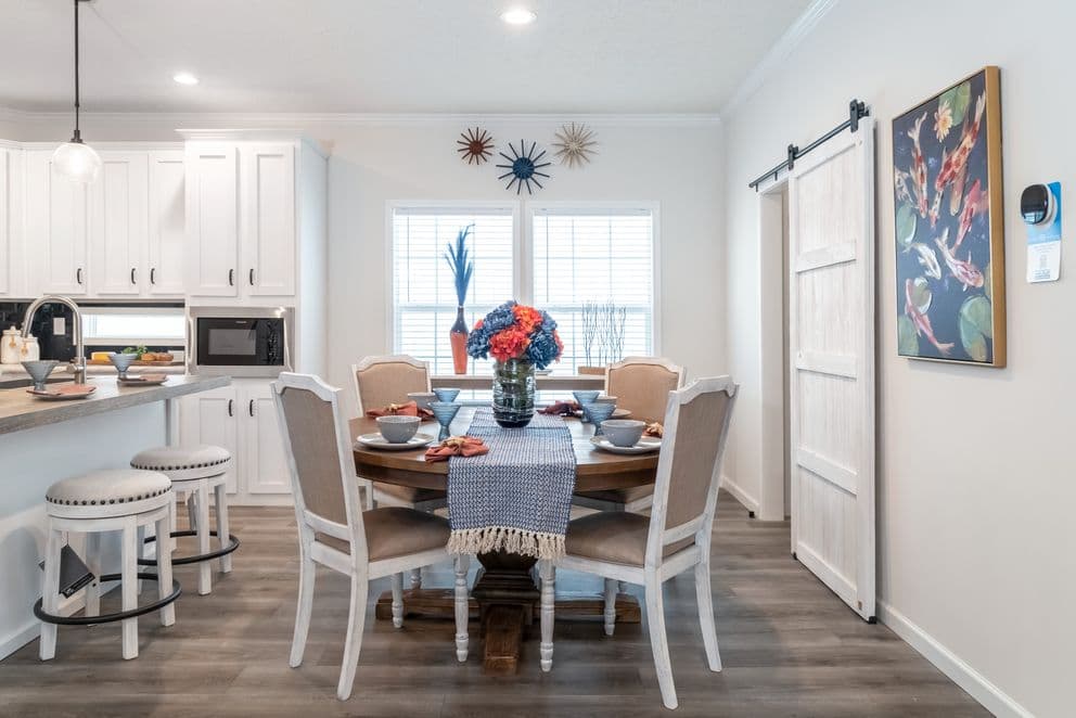  blue bay interior home features