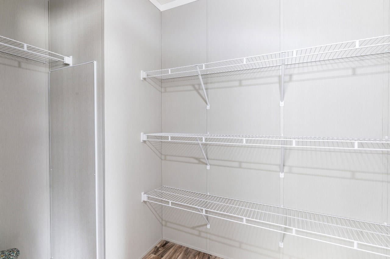 Pure 28563x interior home features