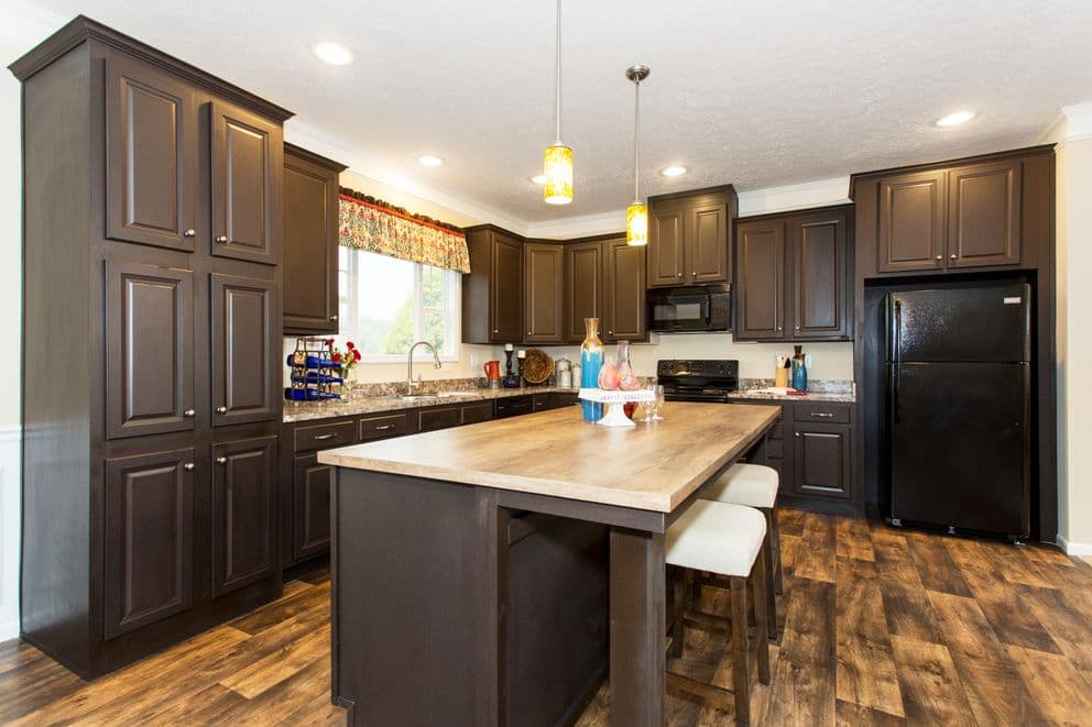 Tidewater kitchen home features