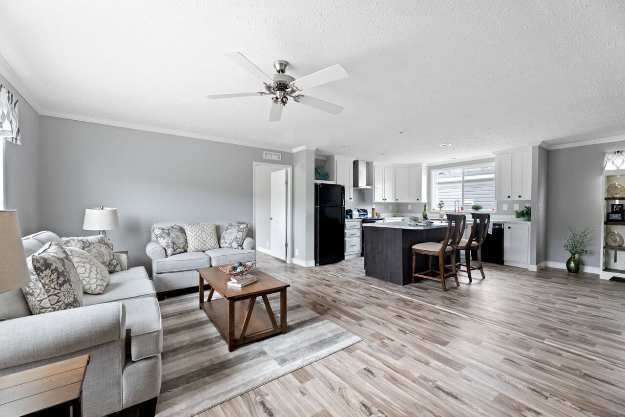 Pure 28563x interior home features