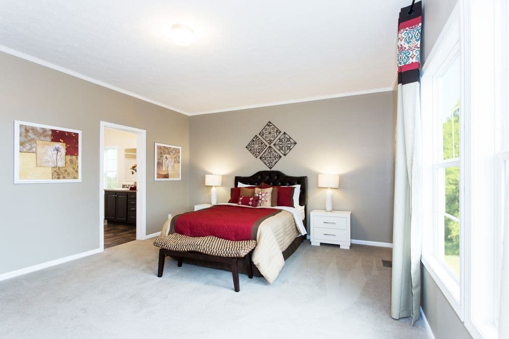 Tidewater bedroom home features