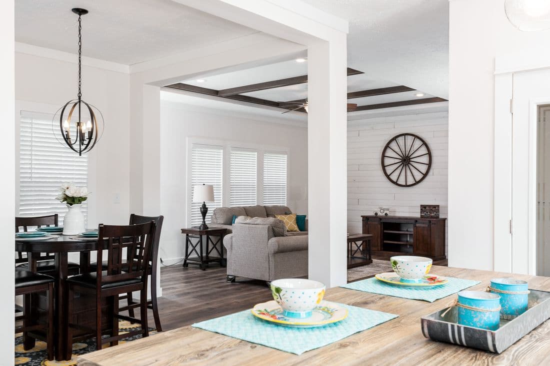  southern comfort interior home features