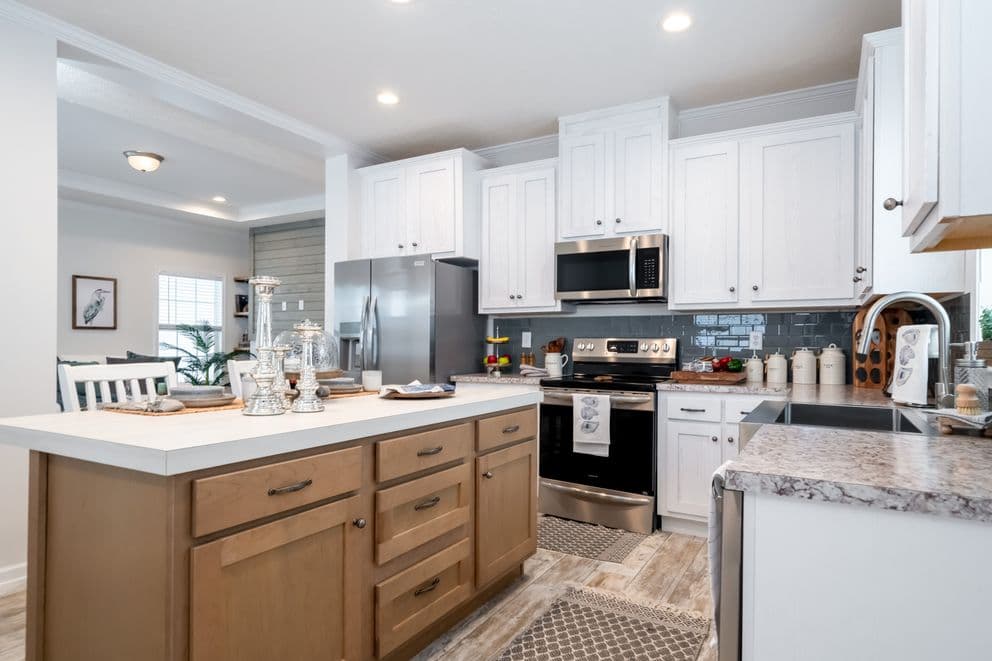  the cottage kitchen home features