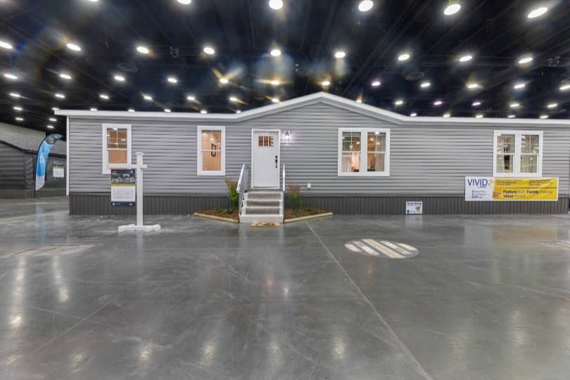 Vivid 28603n hero, elevation, and exterior home features