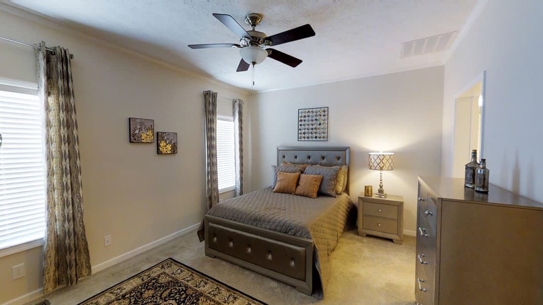 2917 heritage bedroom home features