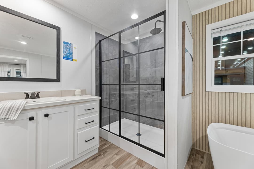 Vivid 28603n bathroom home features