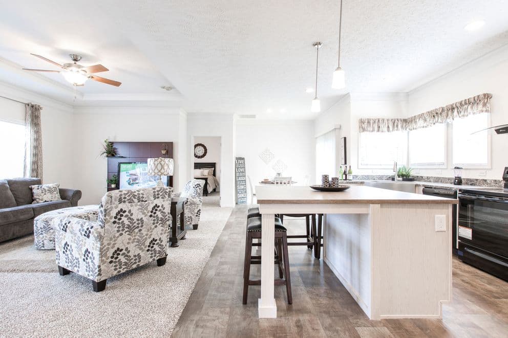 the whitecap interior home features