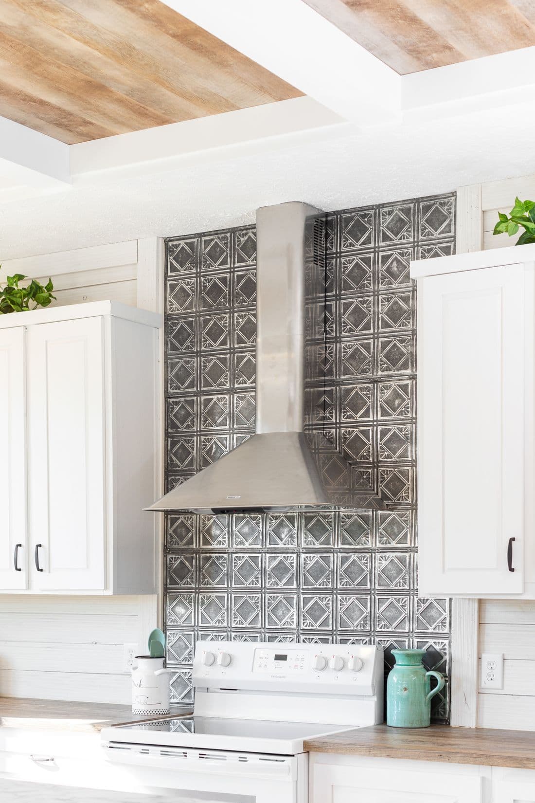  southern belle kitchen home features