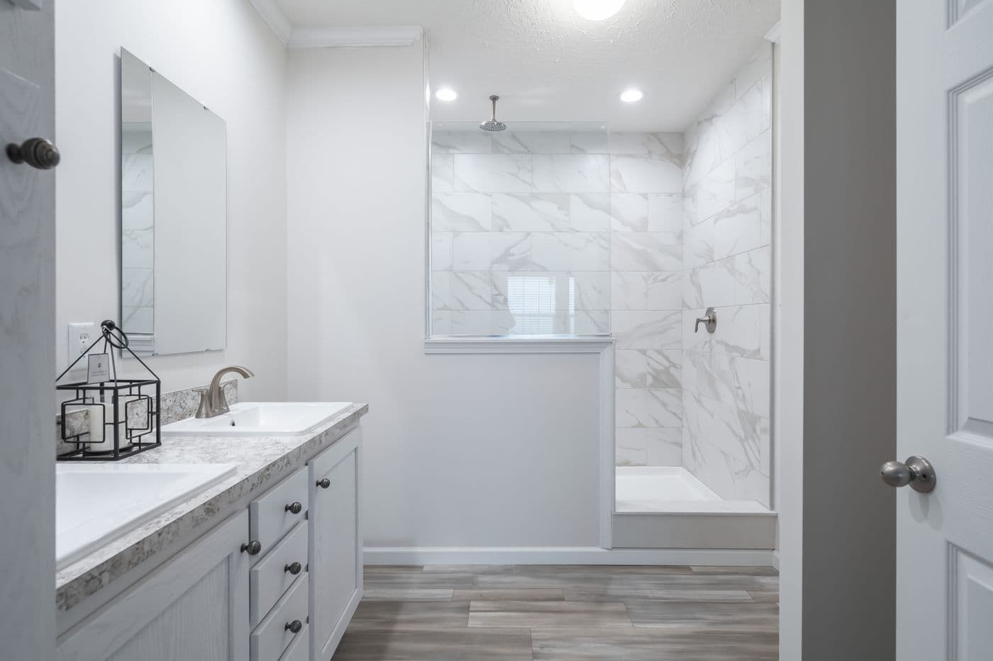 The waterway bathroom home features
