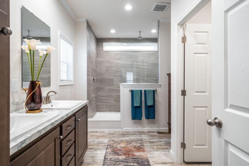  the osprey bathroom home features