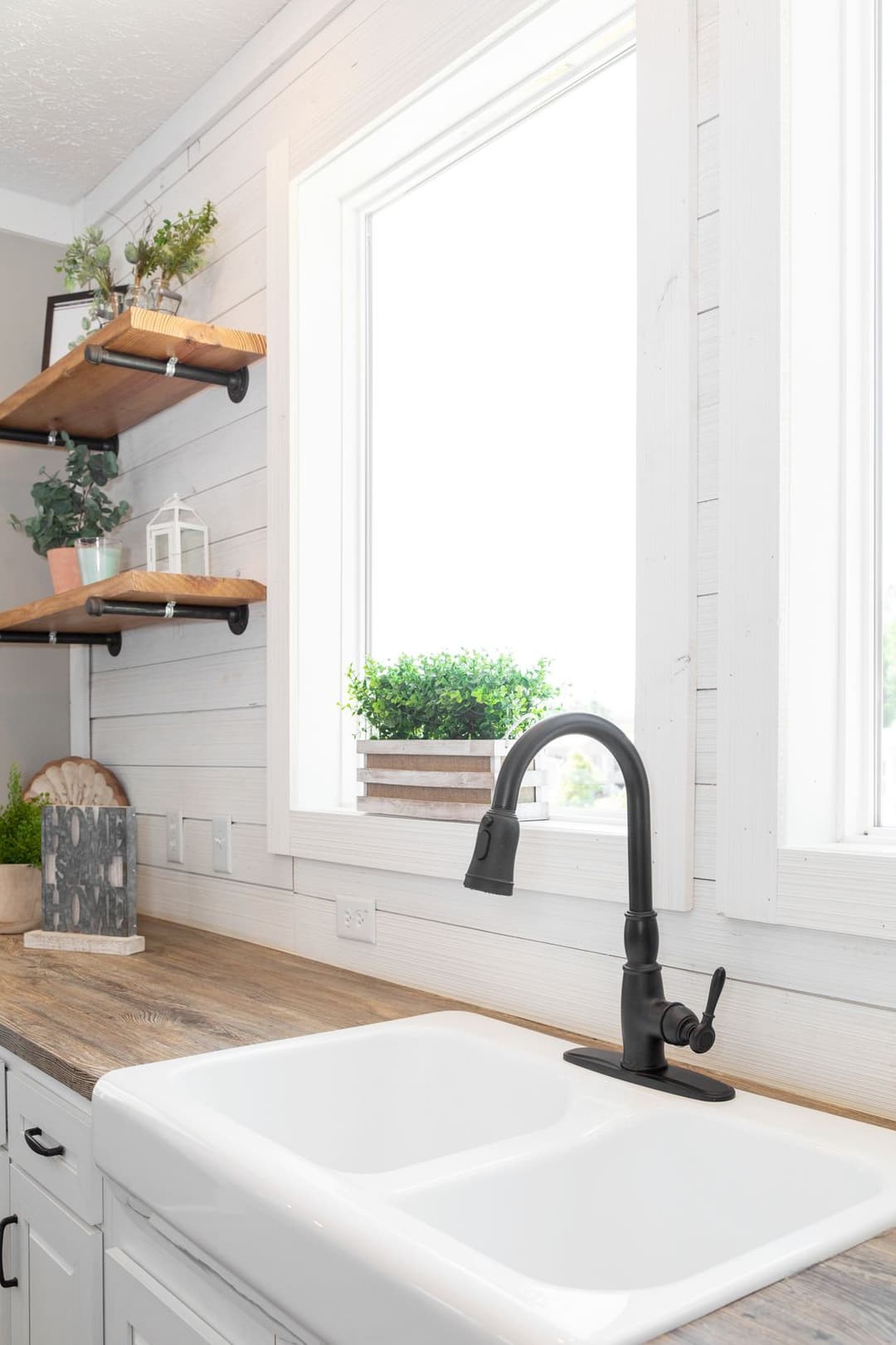  southern belle kitchen home features