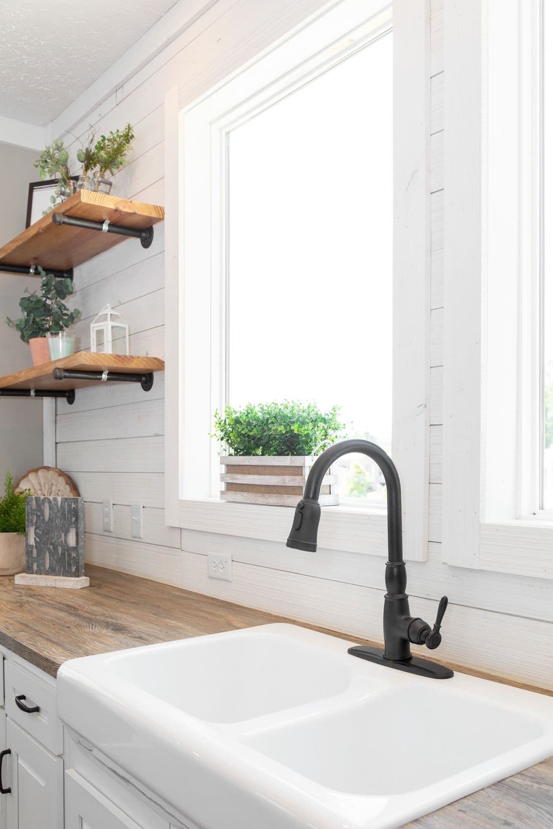  southern belle kitchen home features